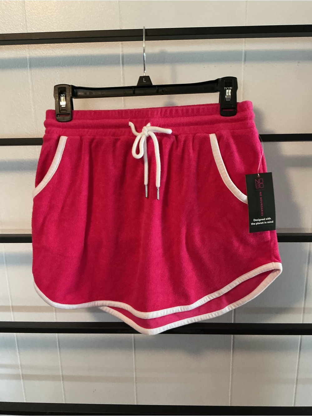NWT Women’s No Boundaries Terry Mini Skirt, Medium 7-9